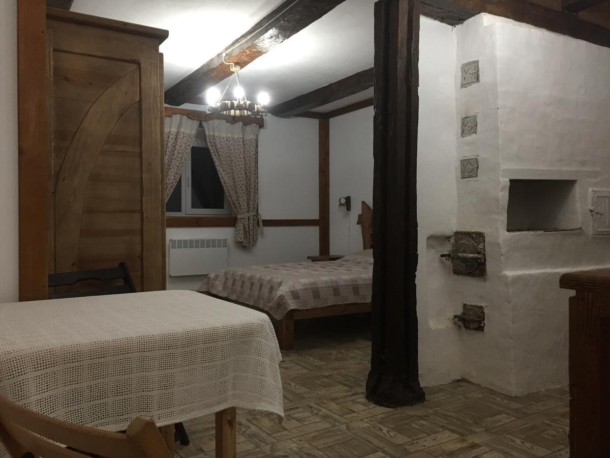 Эко Отель "Золотая Подкова" Sharhorod ภายนอก รูปภาพ